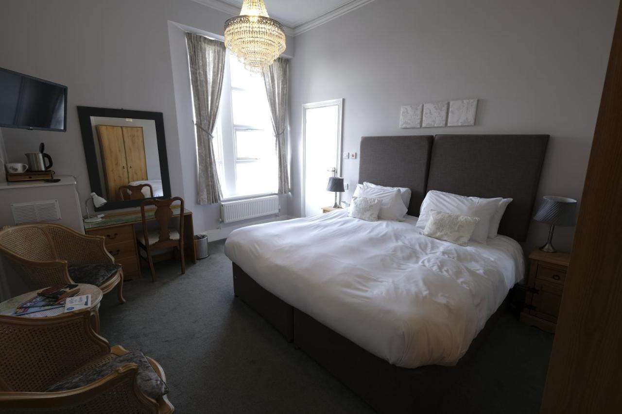 Heathcliff House B&B Exclusively For Adults Free Large Carpark Torquay Eksteriør bilde