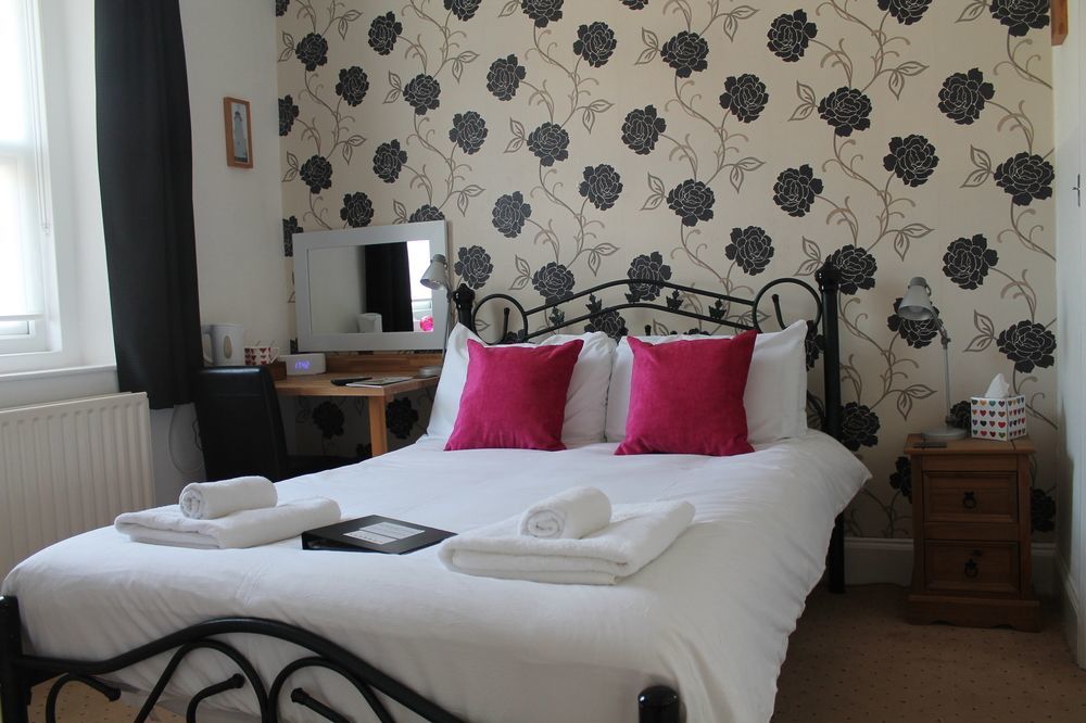 Heathcliff House B&B Exclusively For Adults Free Large Carpark Torquay Eksteriør bilde