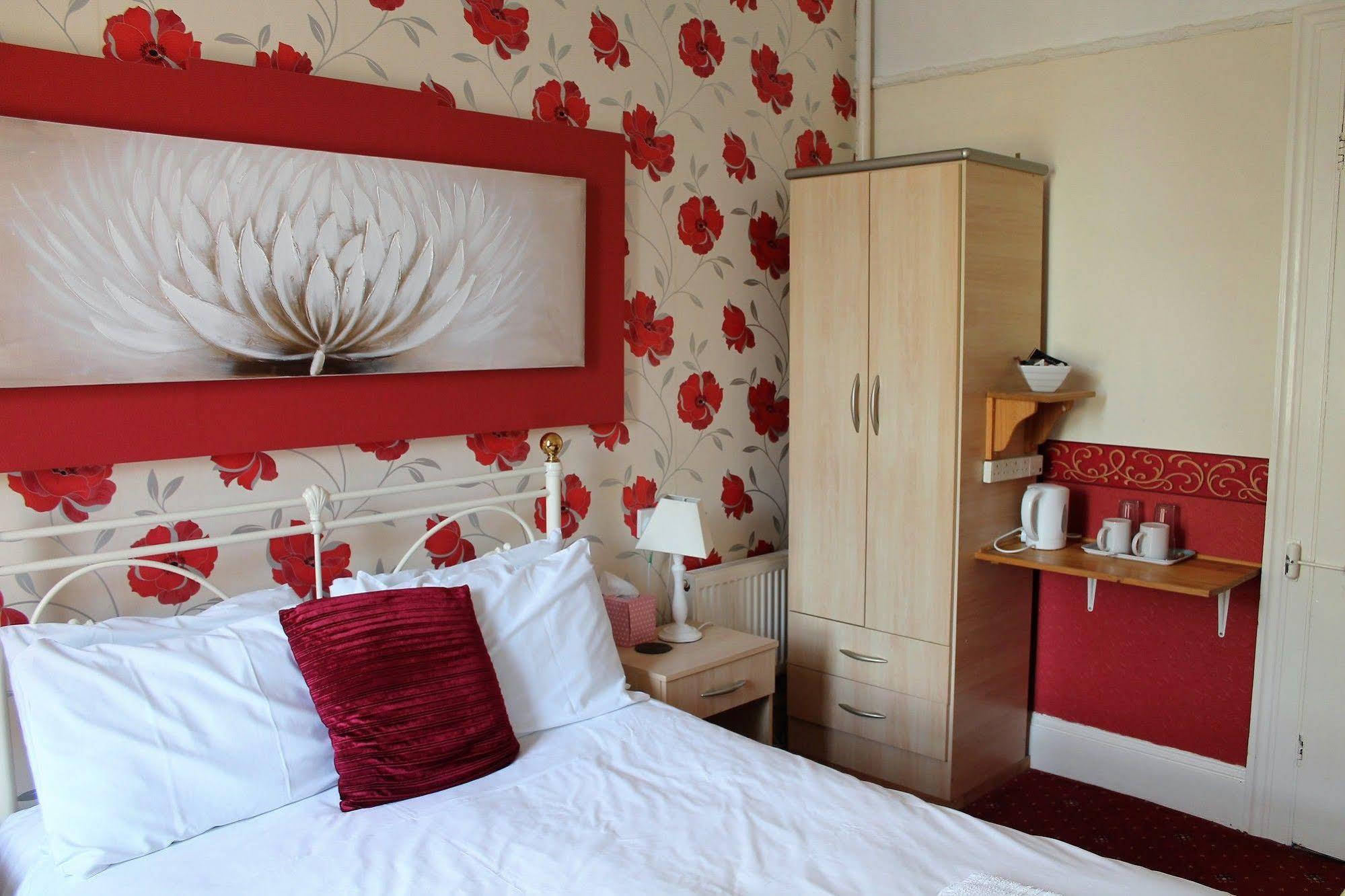 Heathcliff House B&B Exclusively For Adults Free Large Carpark Torquay Eksteriør bilde